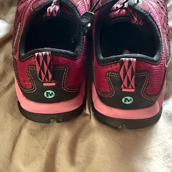 Merrell Women's Bright Red Performance Footwear size 8.5 - Picture 5 of 10